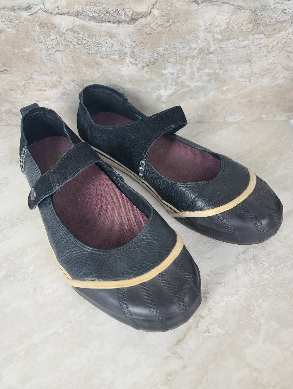Sorel Sentry Black Suede Pebbled Leather Mary Jane Duck Slip-On Flats Shoes 10.5
